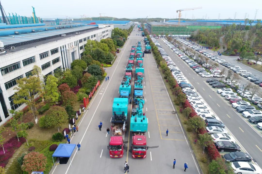 征战全球市场！山河智能凿岩设备批量发货