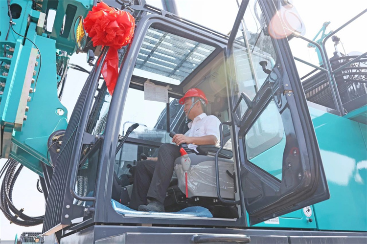 山河智能桩工机械再添强将！SWDM800H旋挖钻机顺利下线