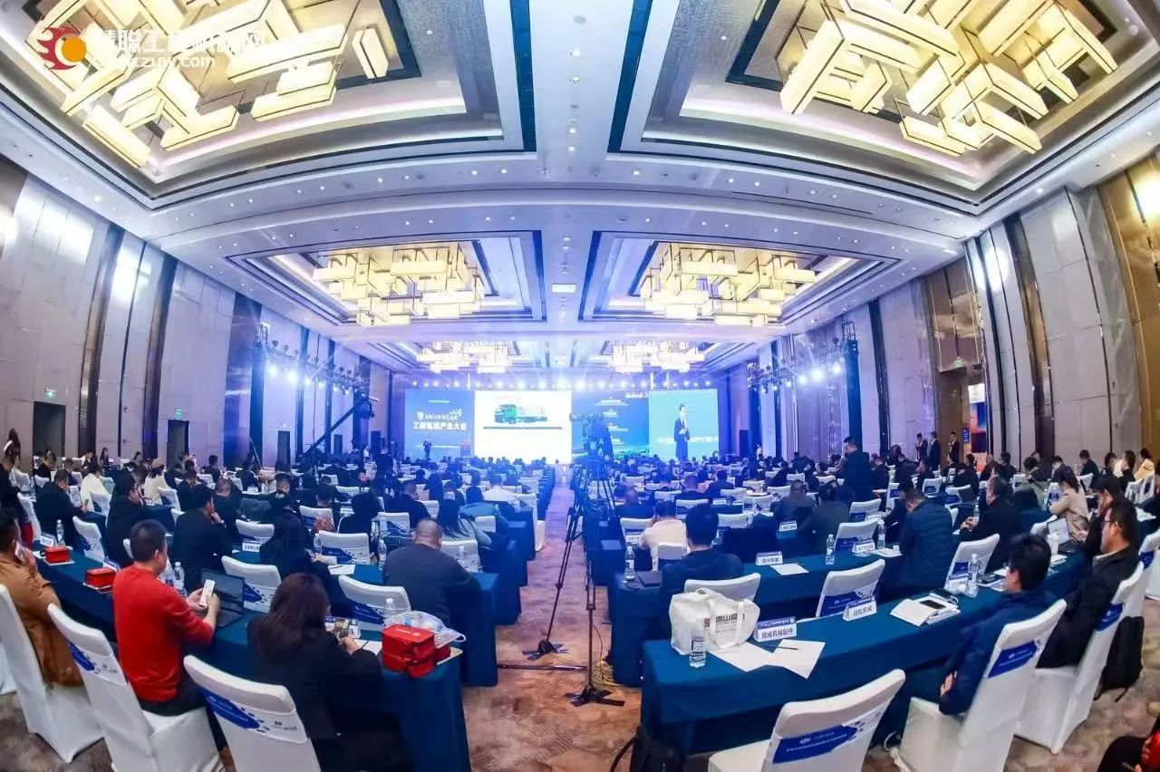 点赞！山河智能创新设备荣登CMIIC2024明星产品榜单