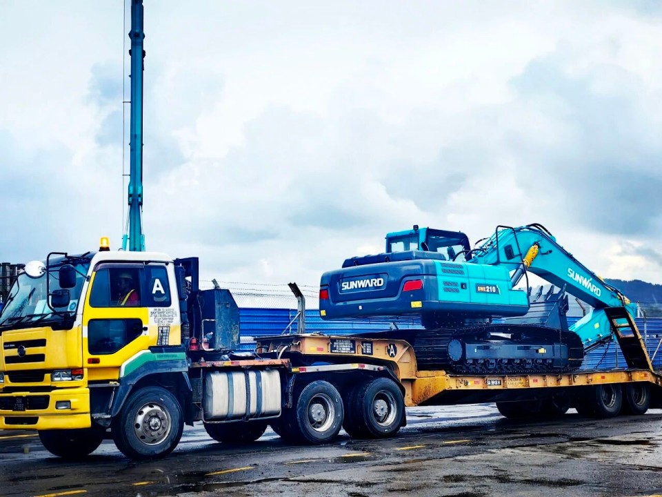 山河智能高端设备批量交付，助力马来西亚基建升级