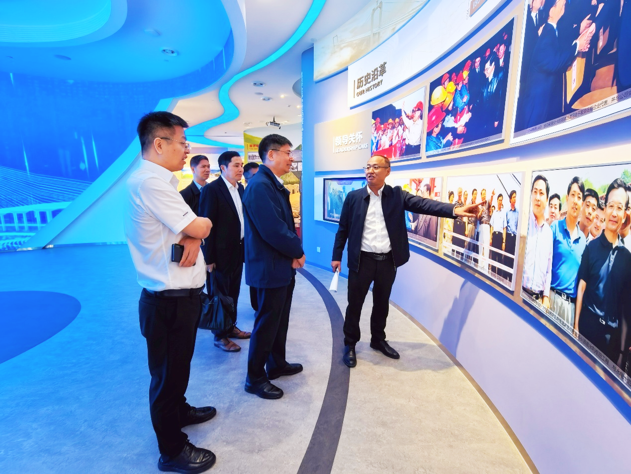 山河智能与中国水电十四局座谈，共谋水利水电装备智能化绿色化发展